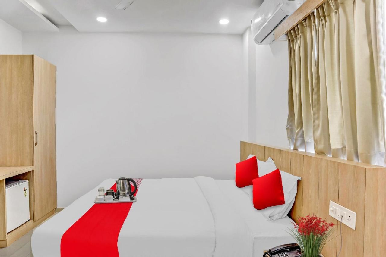 Oyo Flagship Hotel Bluemoon Варангал Екстер'єр фото